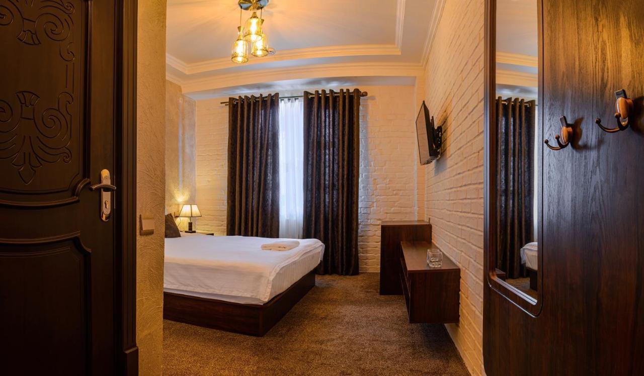 Hotel Usman Samarkand Esterno foto